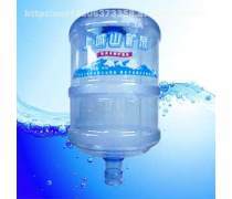 桶裝水 現代生活中的便捷飲水選擇